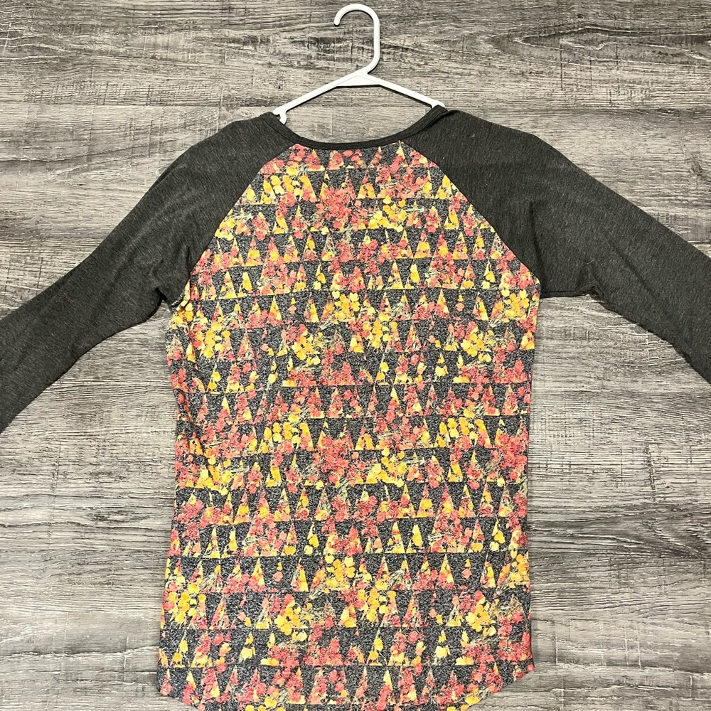 Lularoe Randy tee - size small - Picture 5 of 5